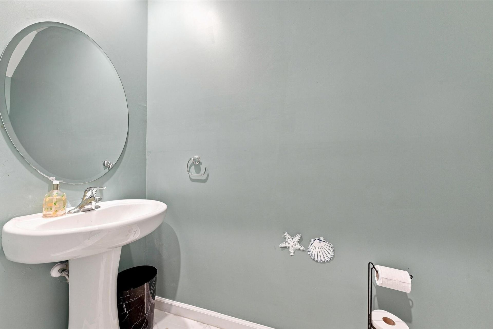 6351 Sailpointe Lane, West Palm Beach, FL 33413 Photo