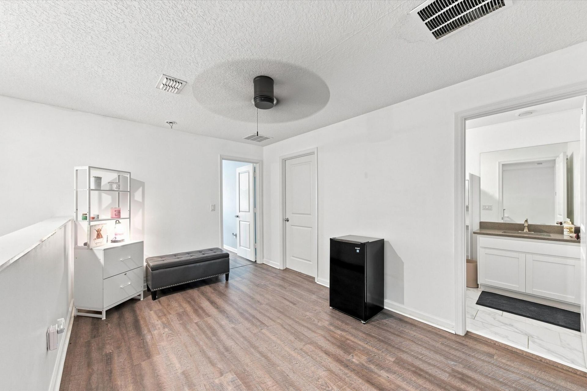 6351 Sailpointe Lane, West Palm Beach, FL 33413 Photo