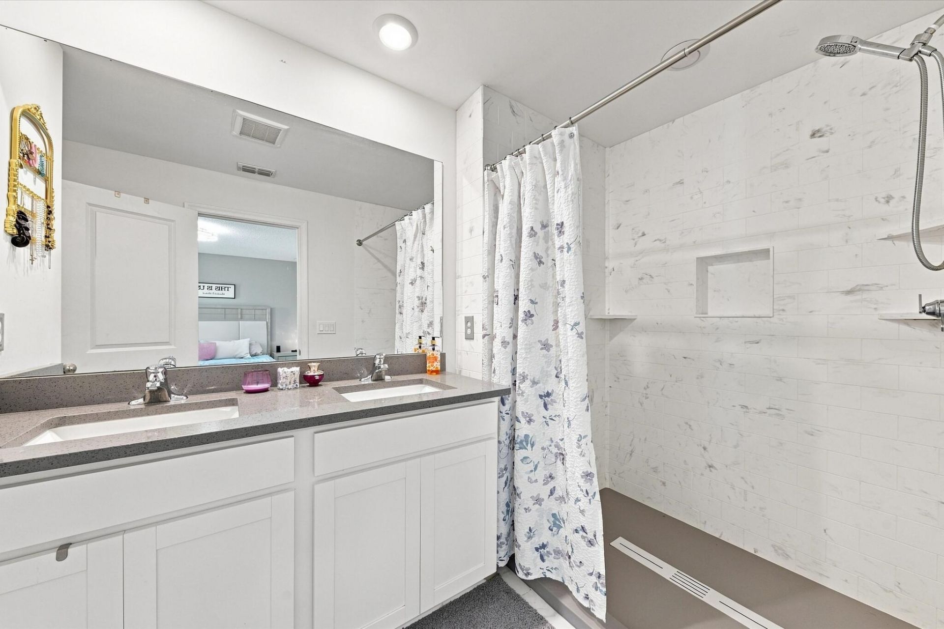 6351 Sailpointe Lane, West Palm Beach, FL 33413 Photo