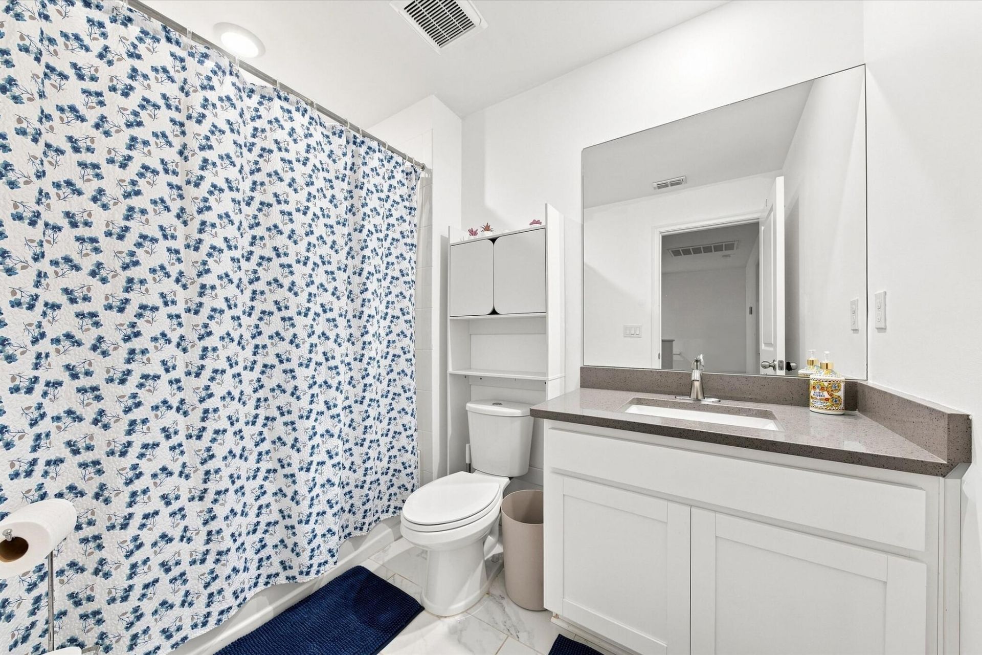 6351 Sailpointe Lane, West Palm Beach, FL 33413 Photo