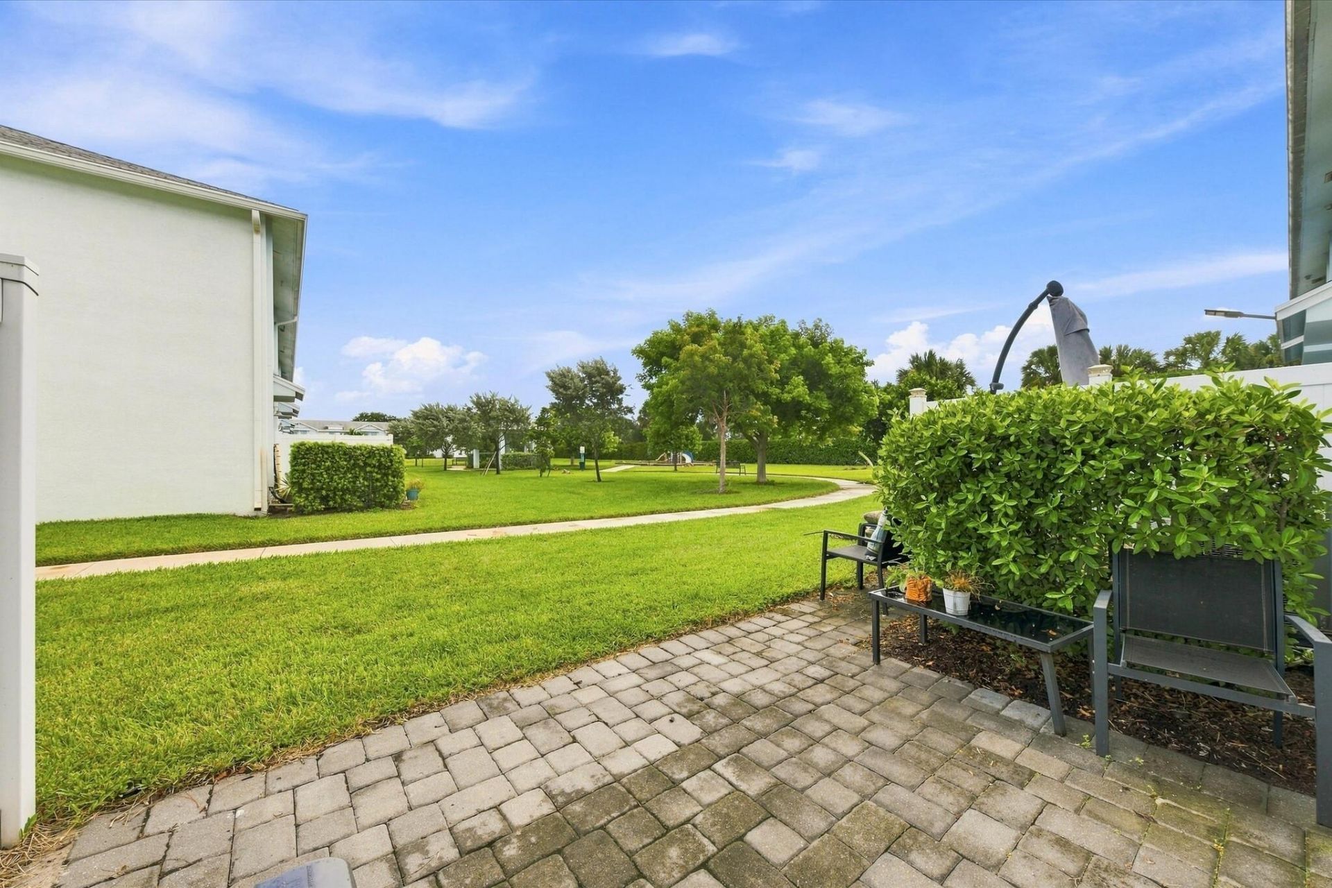 6351 Sailpointe Lane, West Palm Beach, FL 33413 Photo