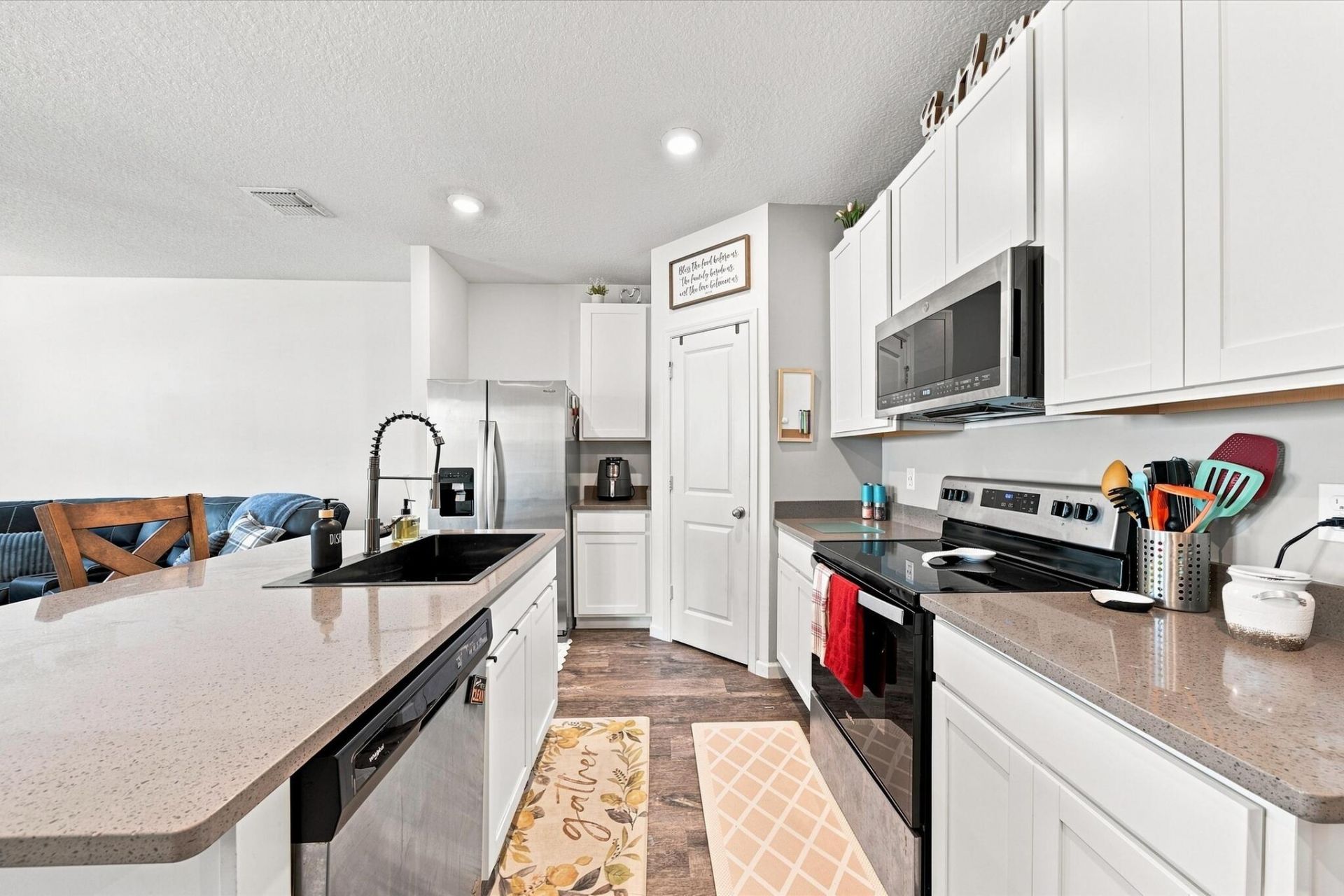 6351 Sailpointe Lane, West Palm Beach, FL 33413 Photo