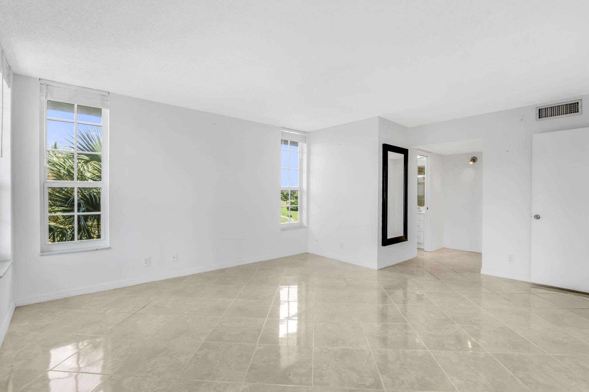 2651 S Palm Aire Drive, Unit 410, Pompano Beach, FL 33069 Photo
