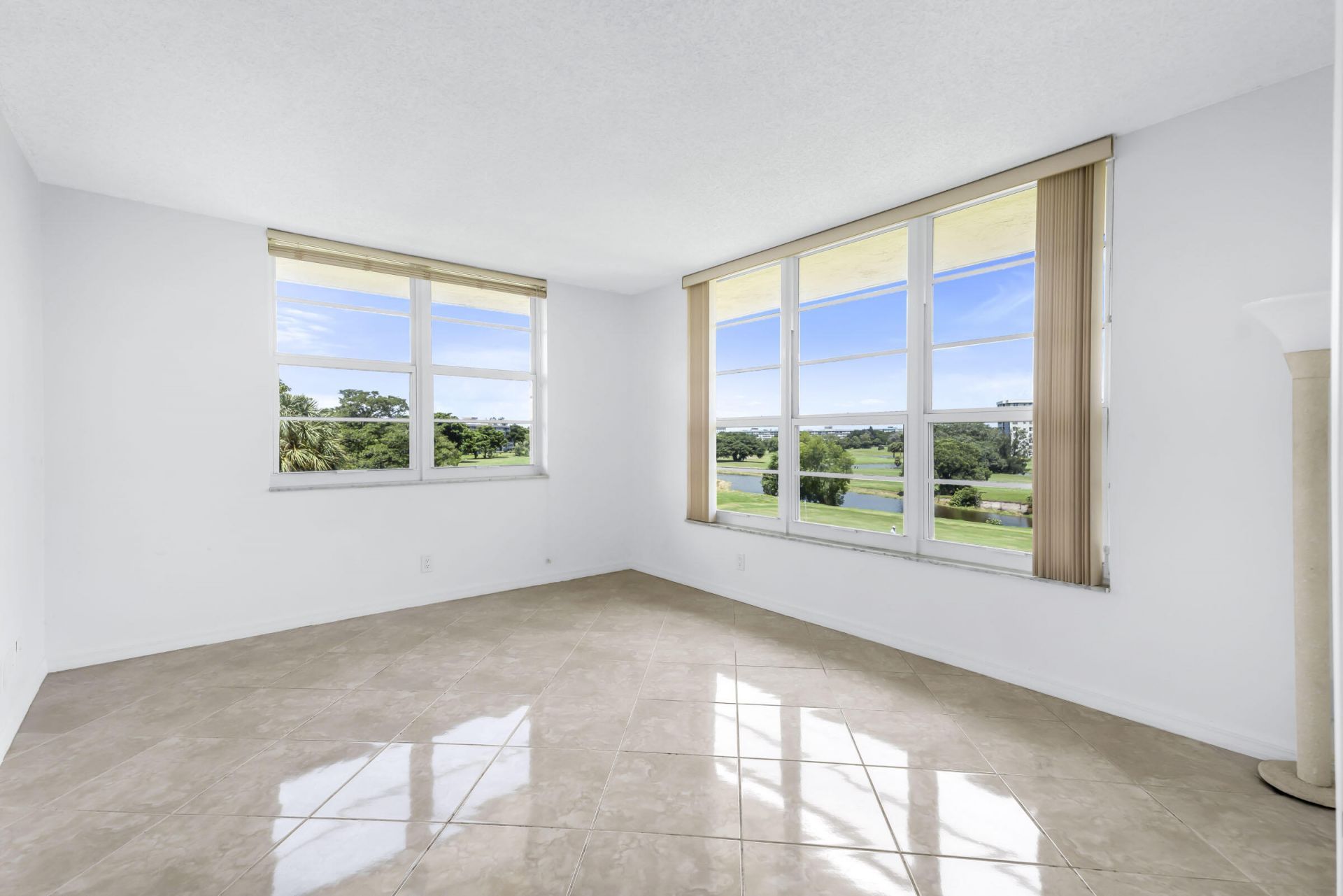 2651 S Palm Aire Drive, Unit 410, Pompano Beach, FL 33069 Photo