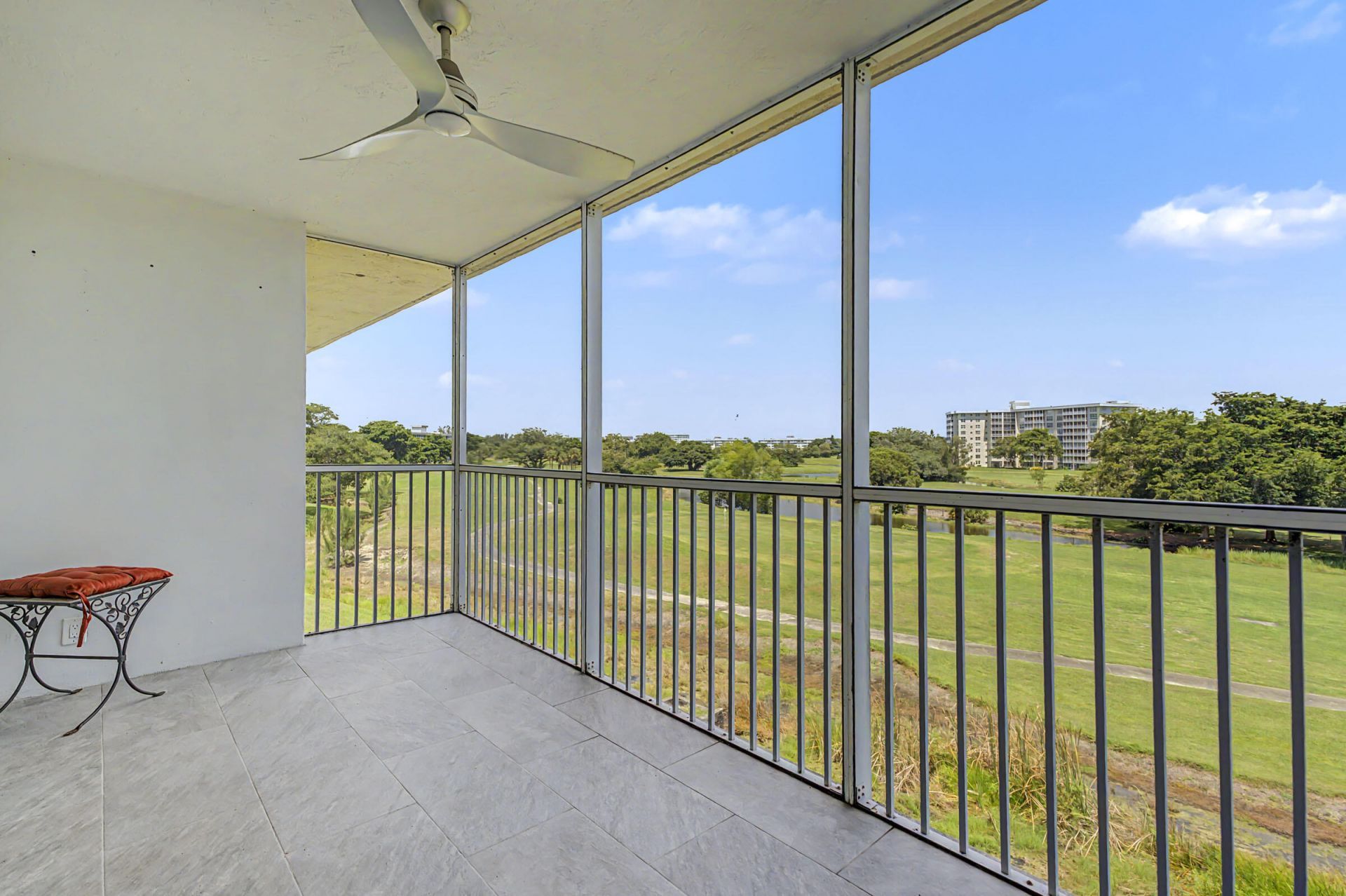2651 S Palm Aire Drive, Unit 410, Pompano Beach, FL 33069 Photo