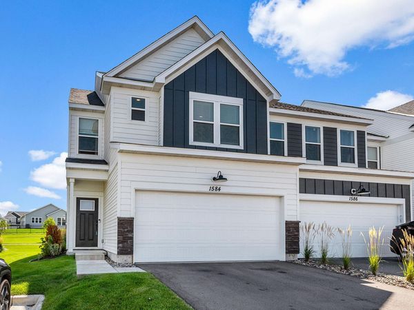 1584 Aclare Ridge, Rosemount, MN 55068