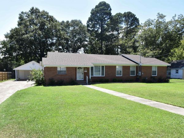1117 Pine Bluff Street, Malvern, AR 72104
