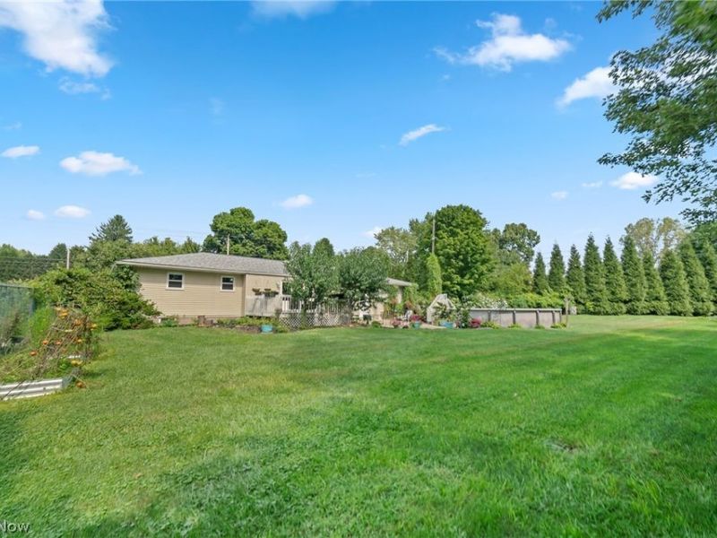 10461 Fort Laurens Road NW, Bolivar, OH 44612 Photo 36