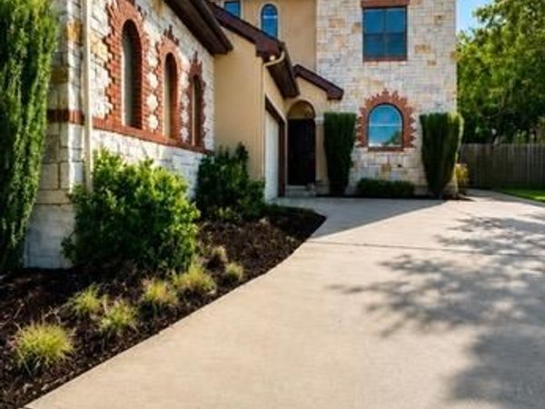 1405 Delsie DR, Unit B, Austin, TX 78734