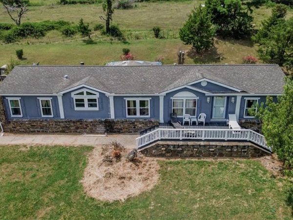 367 Madison 7825 , Huntsville, AR 72740
