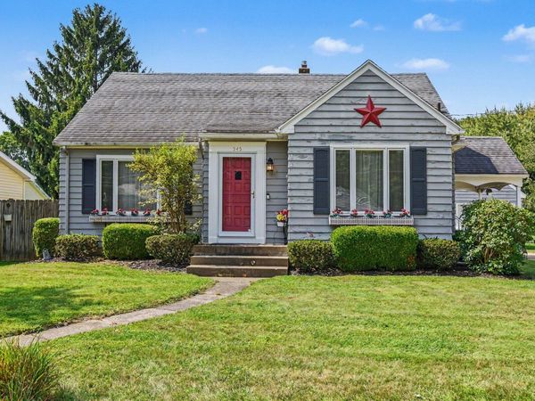 545 N Madison Street, Marshall, MI 49068