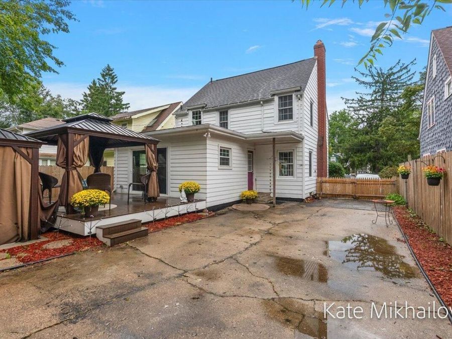 Property Image 8