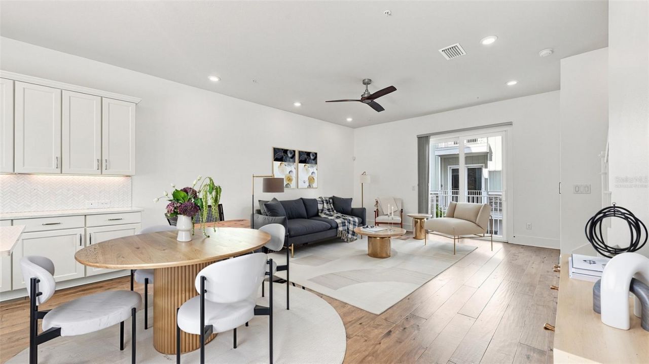 516 Laurel Park Drive, Sarasota, FL 34236 Photo