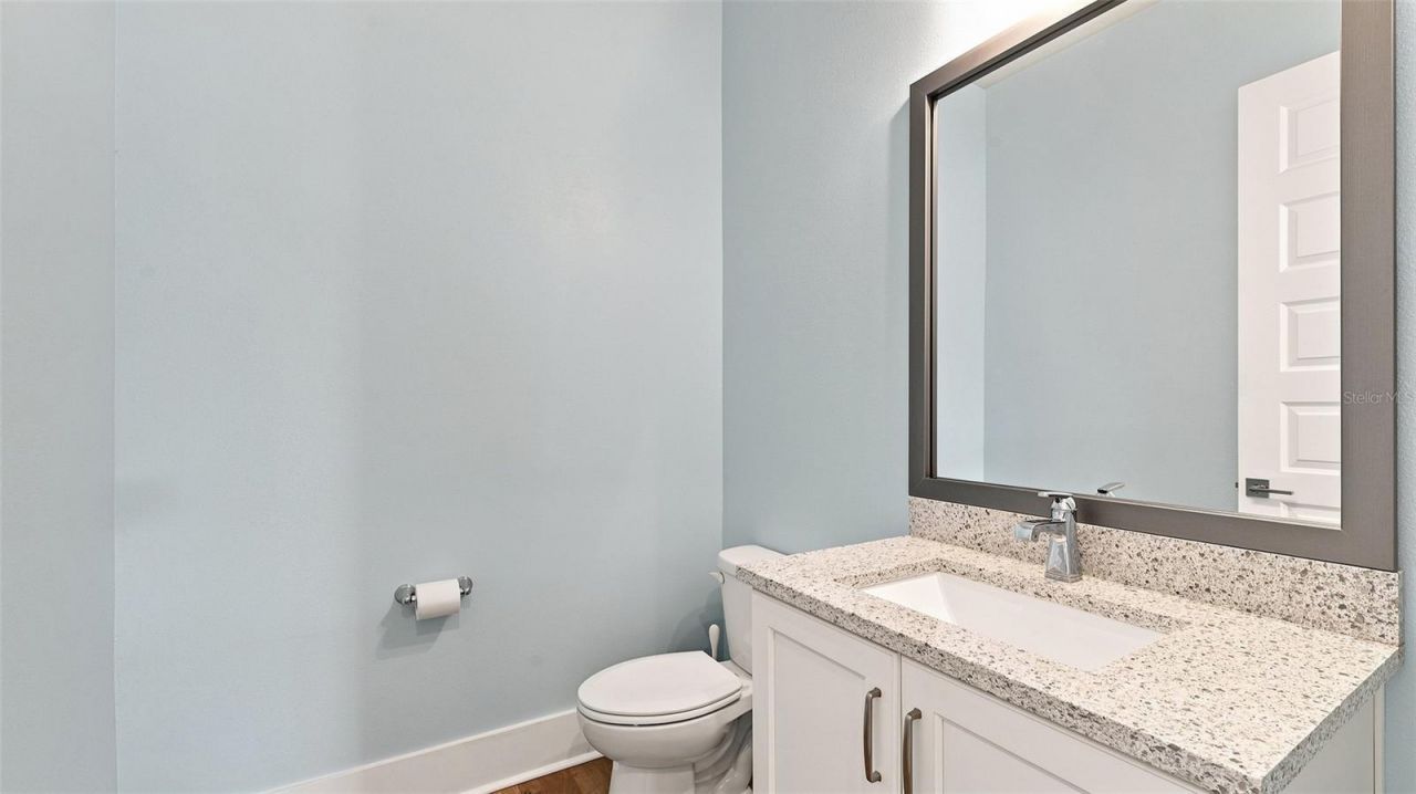 516 Laurel Park Drive, Sarasota, FL 34236 Photo