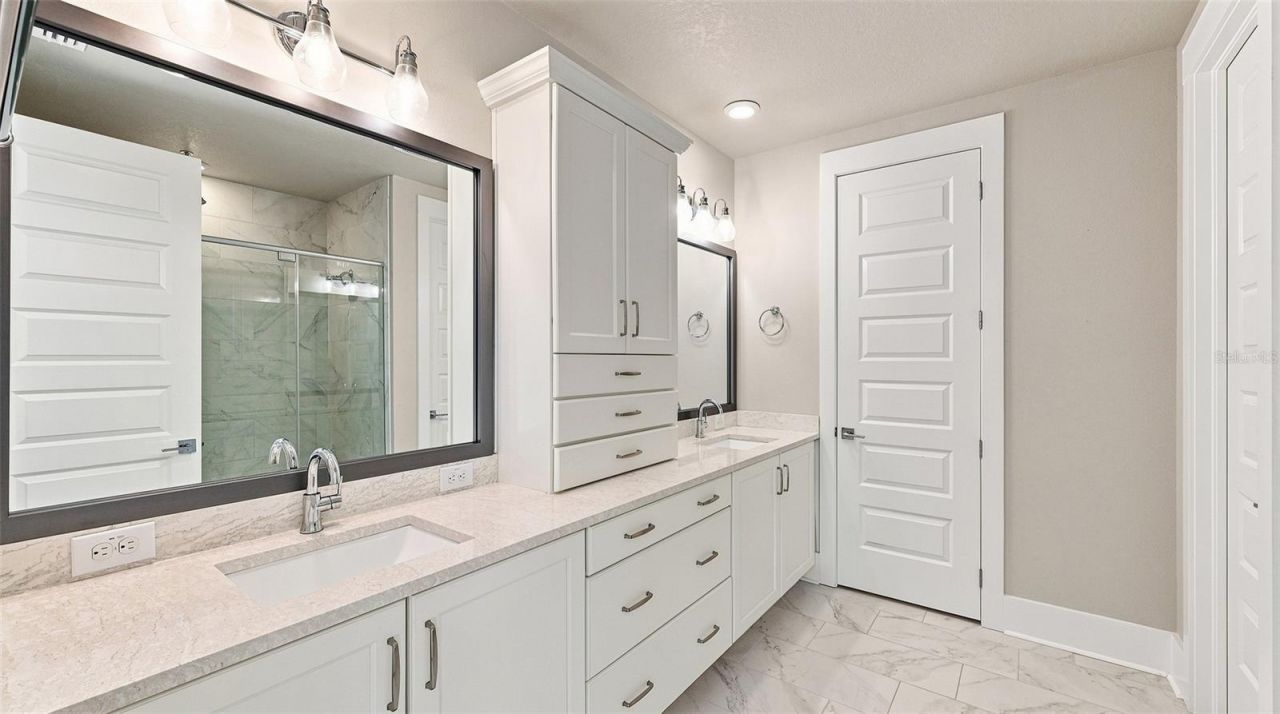 516 Laurel Park Drive, Sarasota, FL 34236 Photo