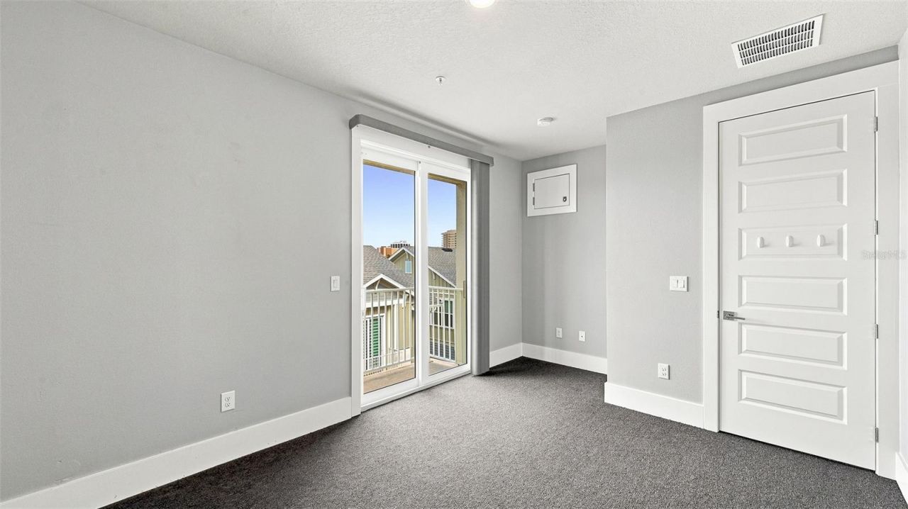 516 Laurel Park Drive, Sarasota, FL 34236 Photo