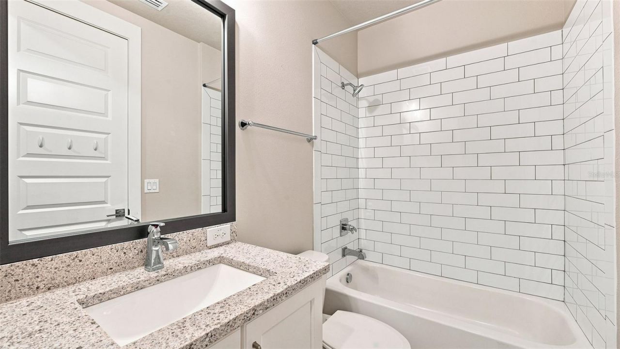 516 Laurel Park Drive, Sarasota, FL 34236 Photo