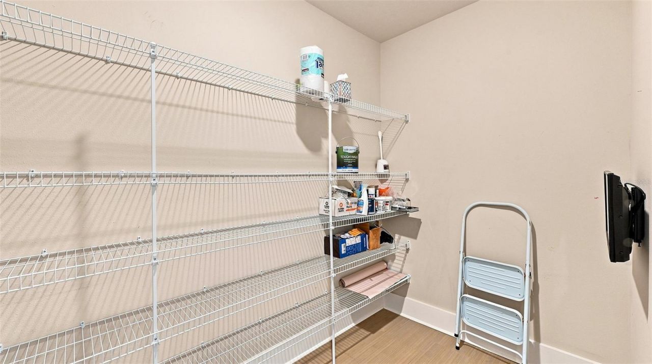 516 Laurel Park Drive, Sarasota, FL 34236 Photo