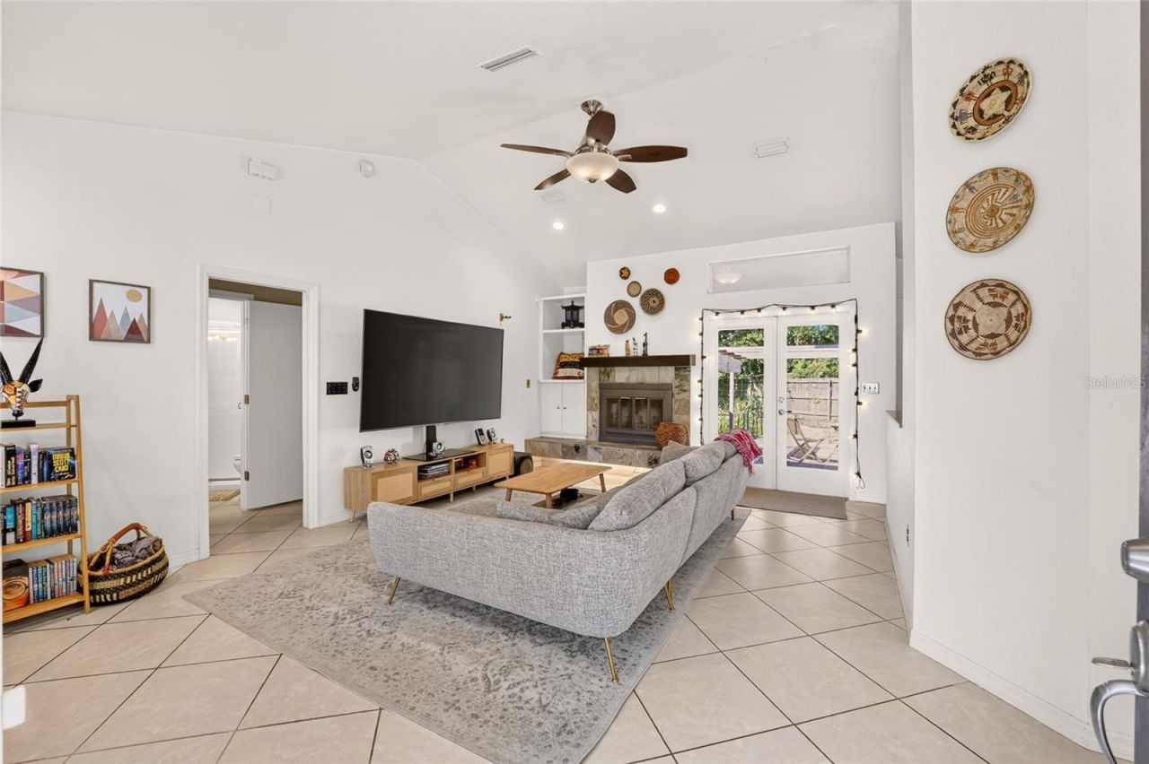 1118 SW 82nd Terrace, Gainesville, FL 32607 Photo