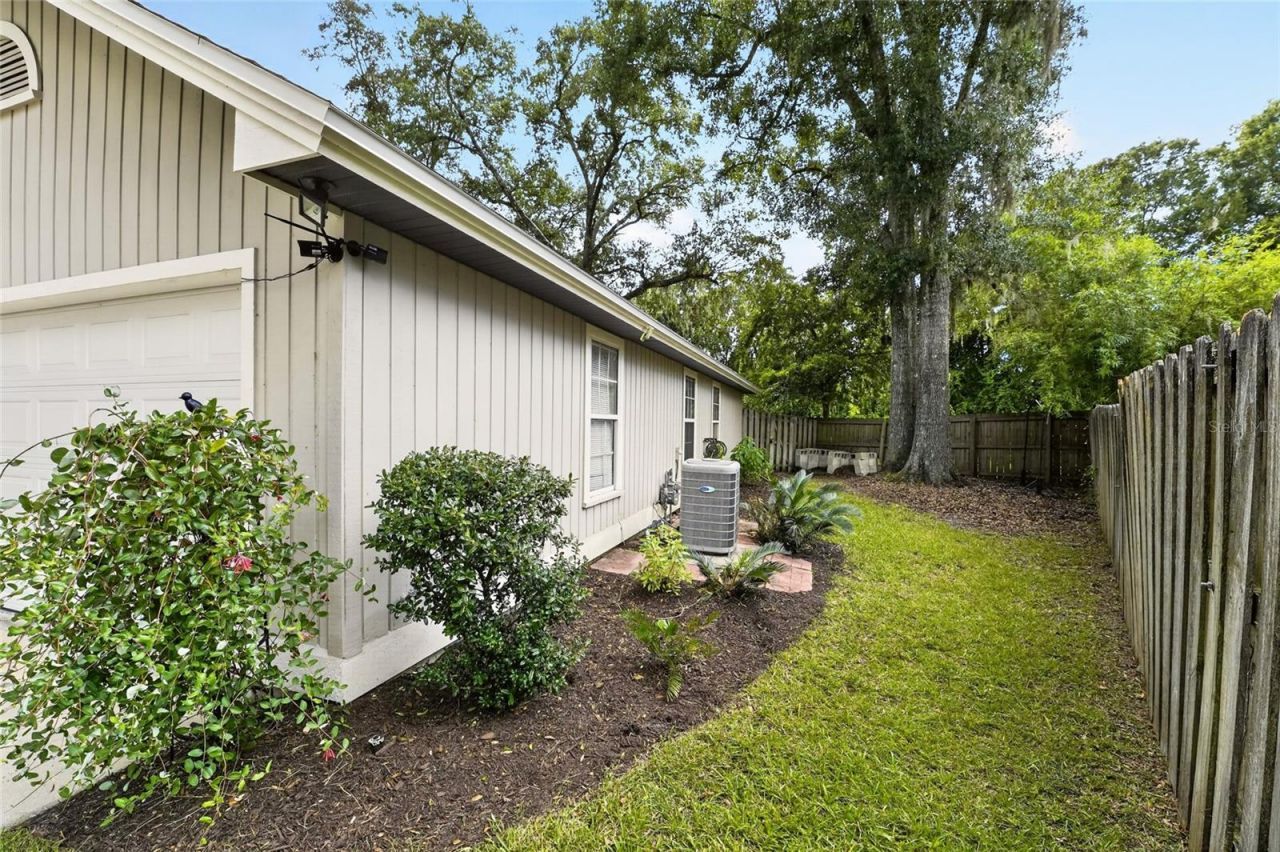 1118 SW 82nd Terrace, Gainesville, FL 32607 Photo
