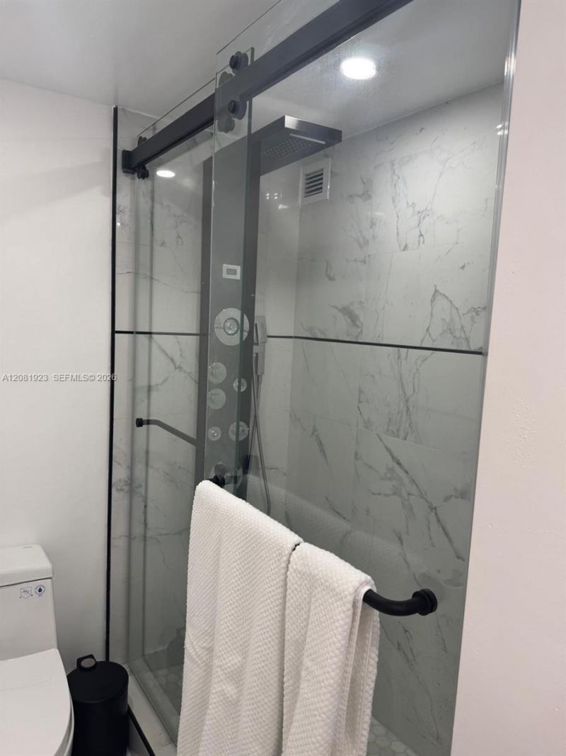 17011 N Bay Rd , Unit 106, Sunny Isles Beach, FL 33160 Photo