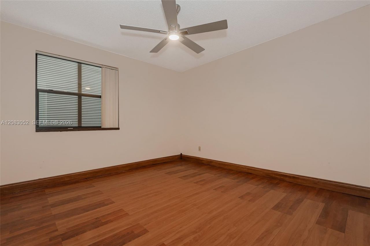 1504 NW 112th Ter, Pembroke Pines, FL 33026 Photo