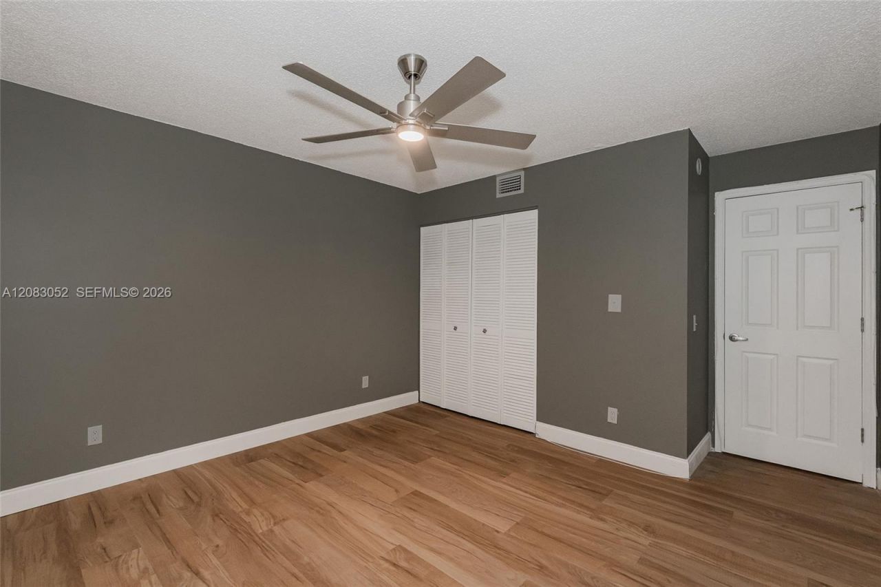 1504 NW 112th Ter, Pembroke Pines, FL 33026 Photo