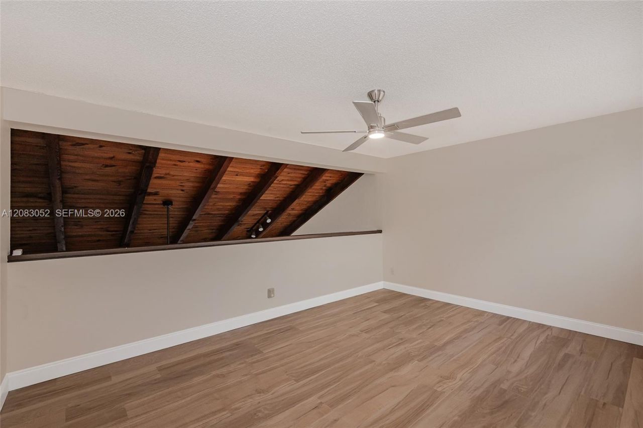 1504 NW 112th Ter, Pembroke Pines, FL 33026 Photo
