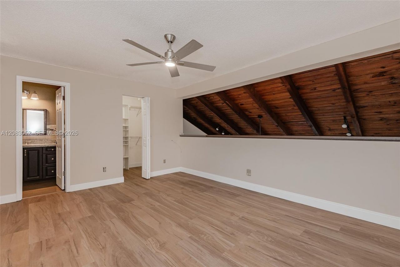 1504 NW 112th Ter, Pembroke Pines, FL 33026 Photo