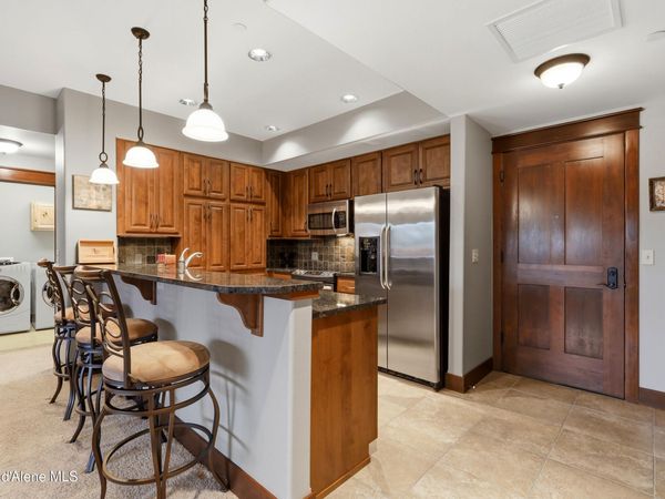 2051 N Main ST, Unit 215, Coeur d'Alene, ID 83814