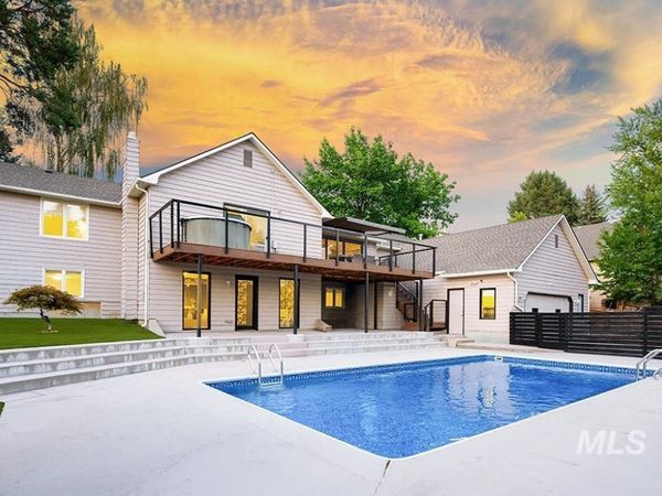2501 E Parkside Dr, Boise, ID 83712
