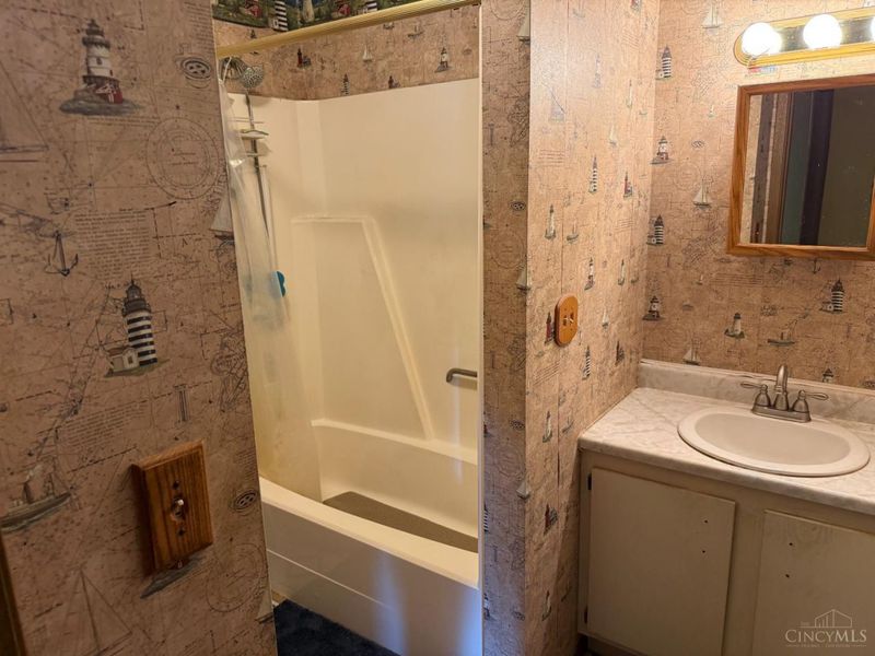 3703 Burbank Avenue, Middletown, OH 45044 Photo 17
