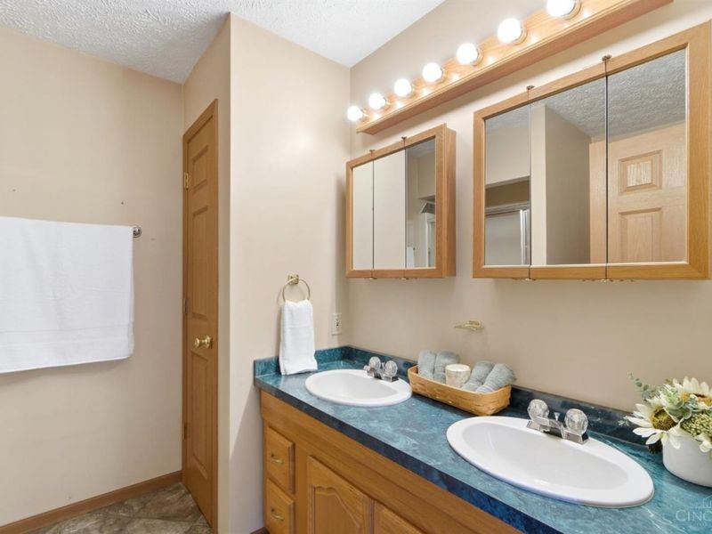 1834 Chaney Road, Jefferson Township, OH 45148 Photo 12