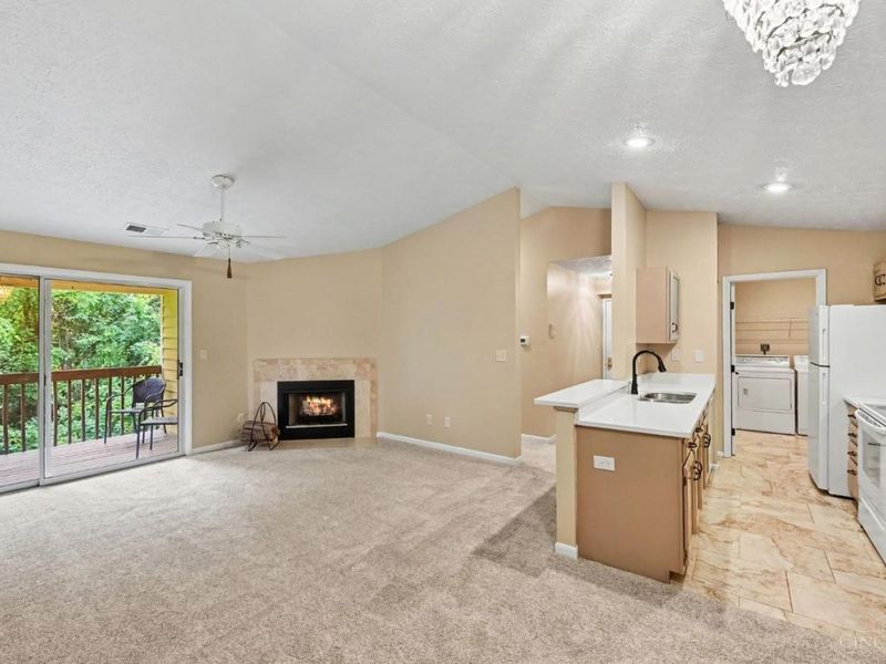 977 Cedar Ridge Drive, Unit 10, Pierce Township, OH 45245 Photo 3