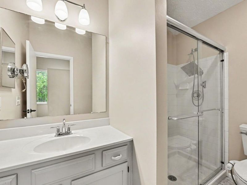 977 Cedar Ridge Drive, Unit 10, Pierce Township, OH 45245 Photo 7