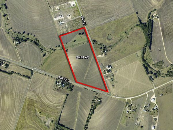 333 County Road, Granger, TX 76530