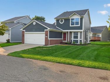 41437 Cornell Drive , Novi, Mi 48377