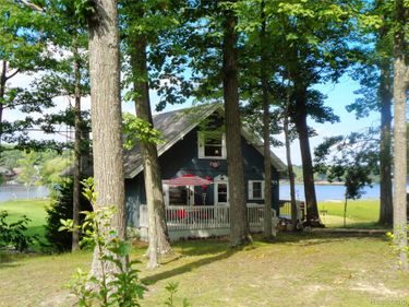 7894 Lakeside Boulevard , Plainfield Township, Mi 48739
