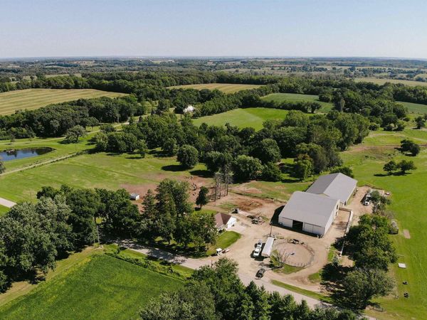 9145 S Smythe School Road, BELOIT, WI 53511