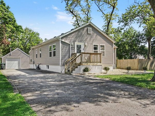 523 Rush Street , Hobart, IN 46342