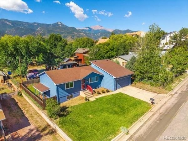 3359 W Bijou Street, Colorado Springs, CO 80904