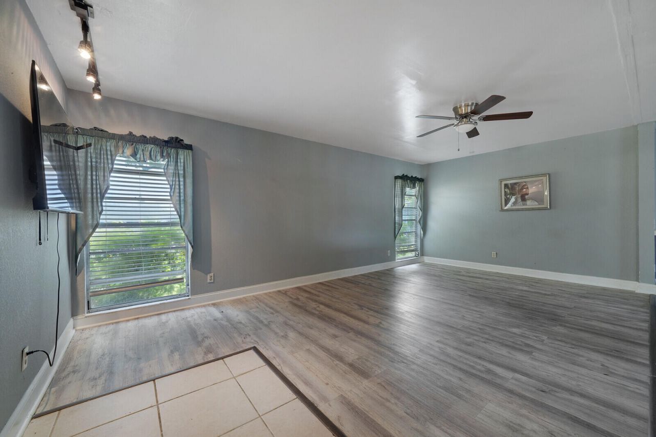 6311 NW 72nd Avenue, Tamarac, FL 33321 Photo