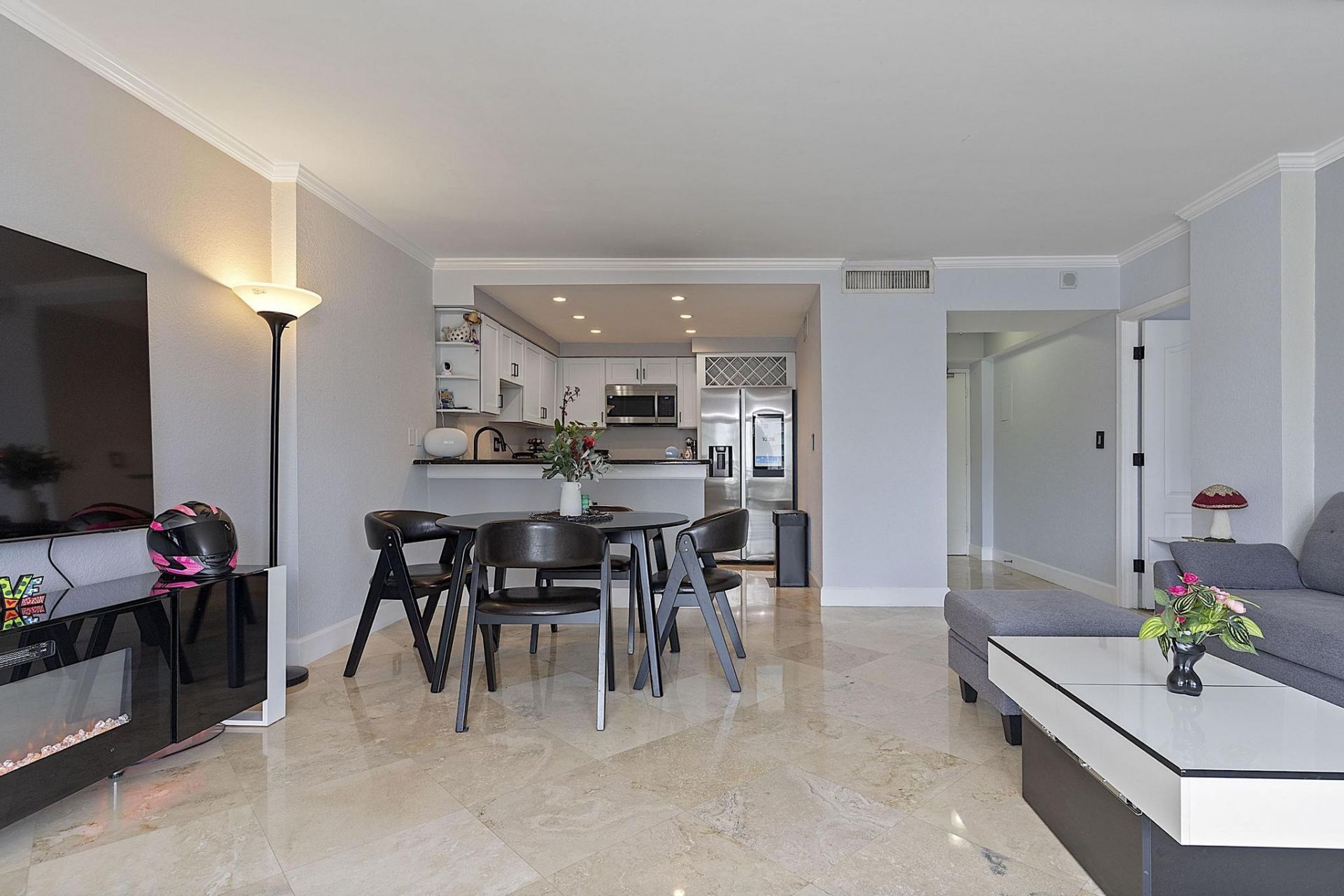 2900 NE 30th Street, Unit Apt 8j, Fort Lauderdale, FL 33306 Photo