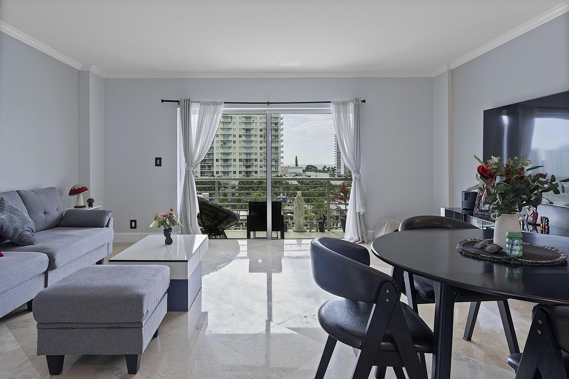 2900 NE 30th Street, Unit Apt 8j, Fort Lauderdale, FL 33306 Photo