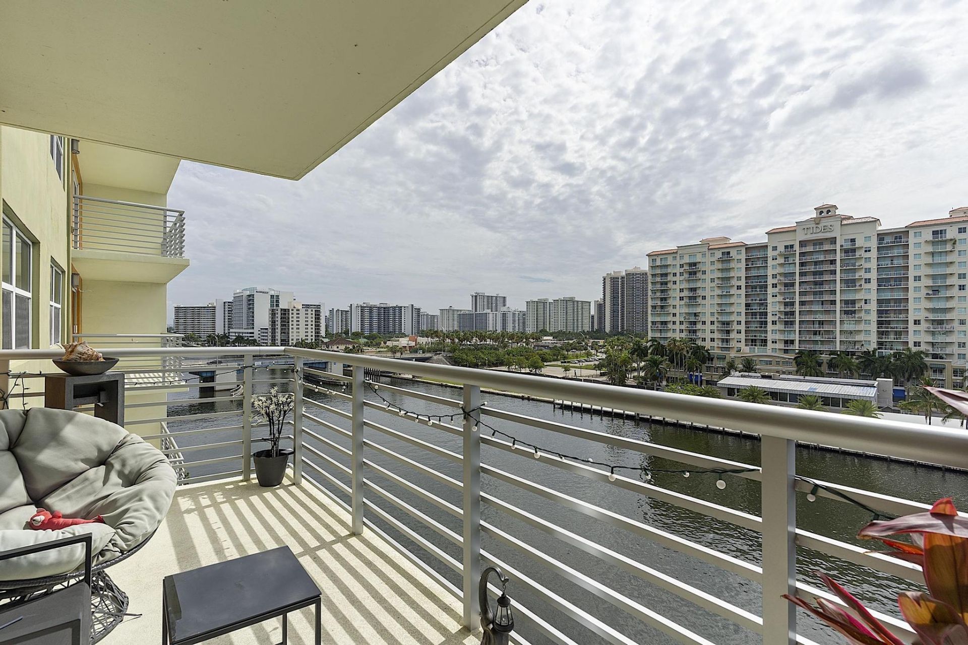 2900 NE 30th Street, Unit Apt 8j, Fort Lauderdale, FL 33306 Photo