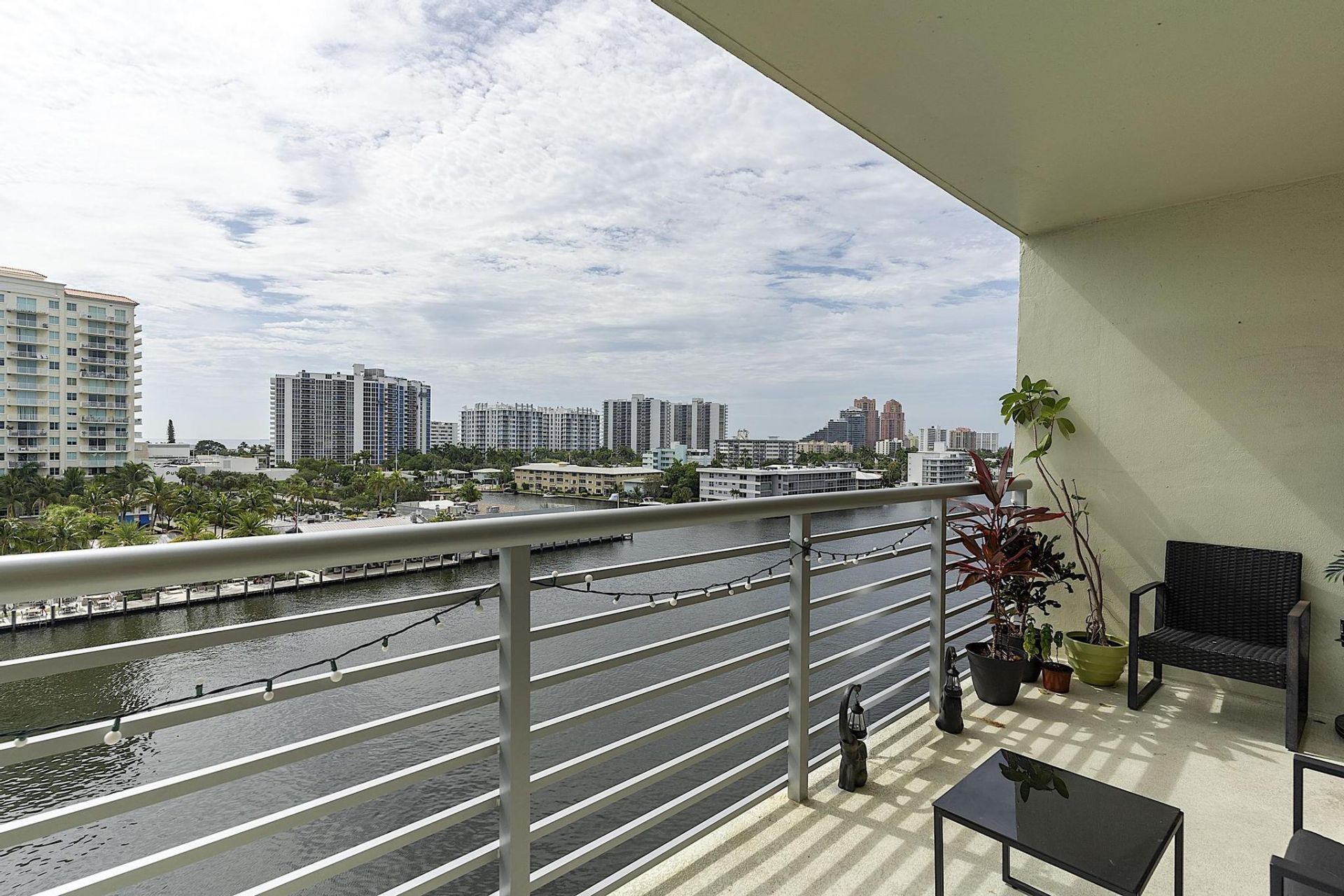 2900 NE 30th Street, Unit Apt 8j, Fort Lauderdale, FL 33306 Photo