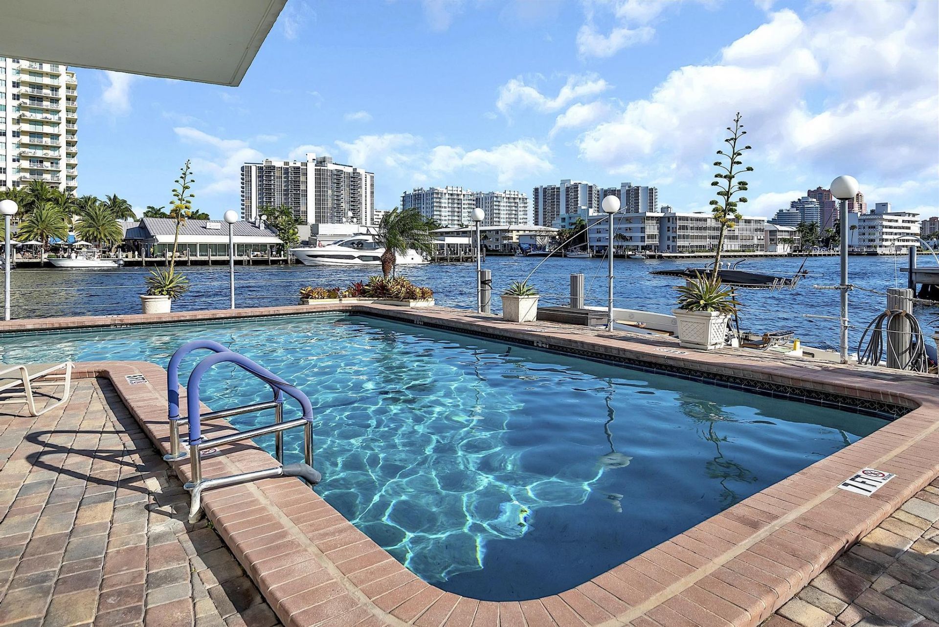 2900 NE 30th Street, Unit Apt 8j, Fort Lauderdale, FL 33306 Photo