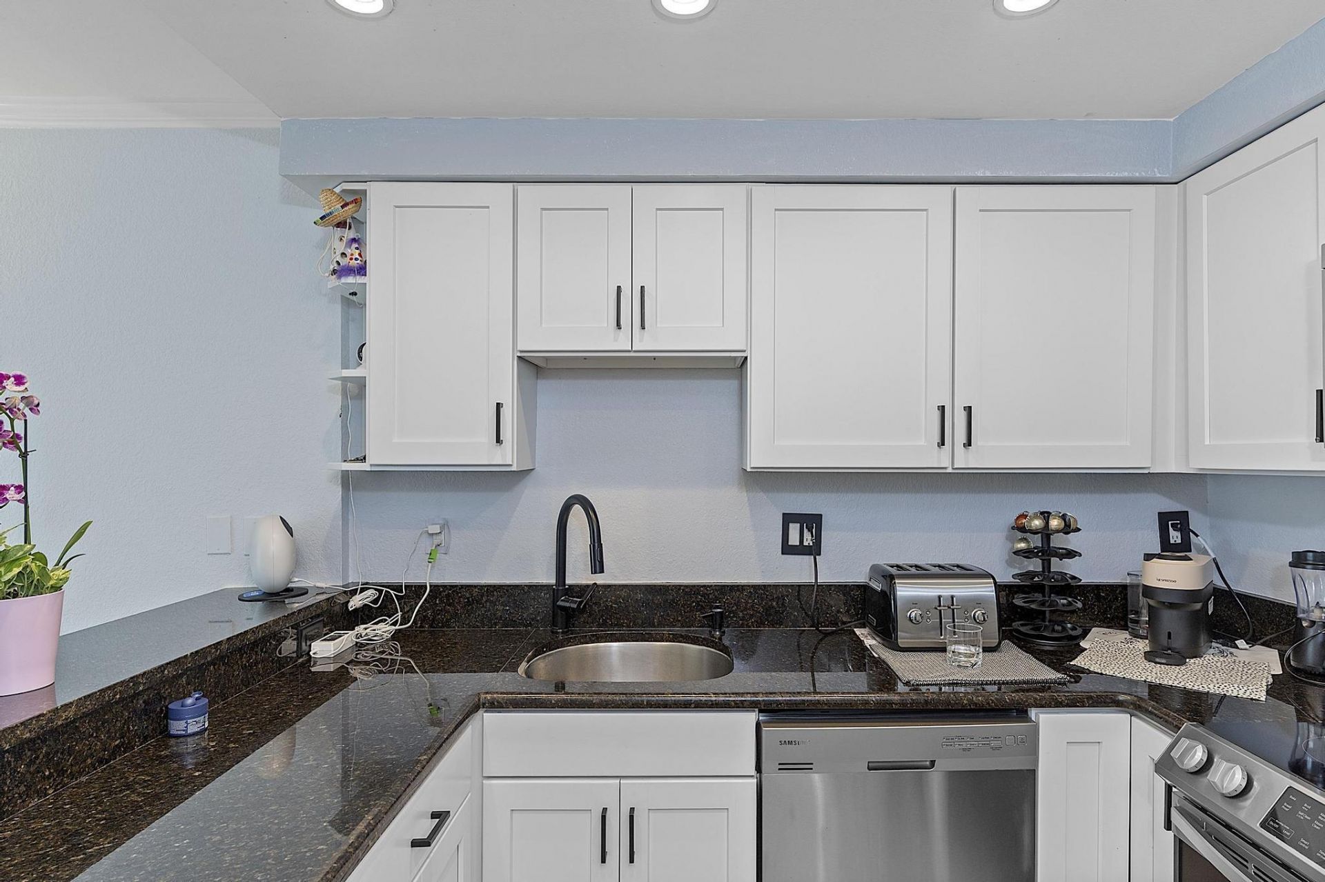 2900 NE 30th Street, Unit Apt 8j, Fort Lauderdale, FL 33306 Photo
