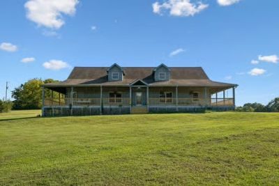 2118 Castelow Rd , Greenbrier, TN 37073 Main Photo