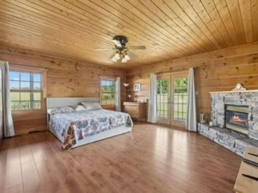 Property Image 37